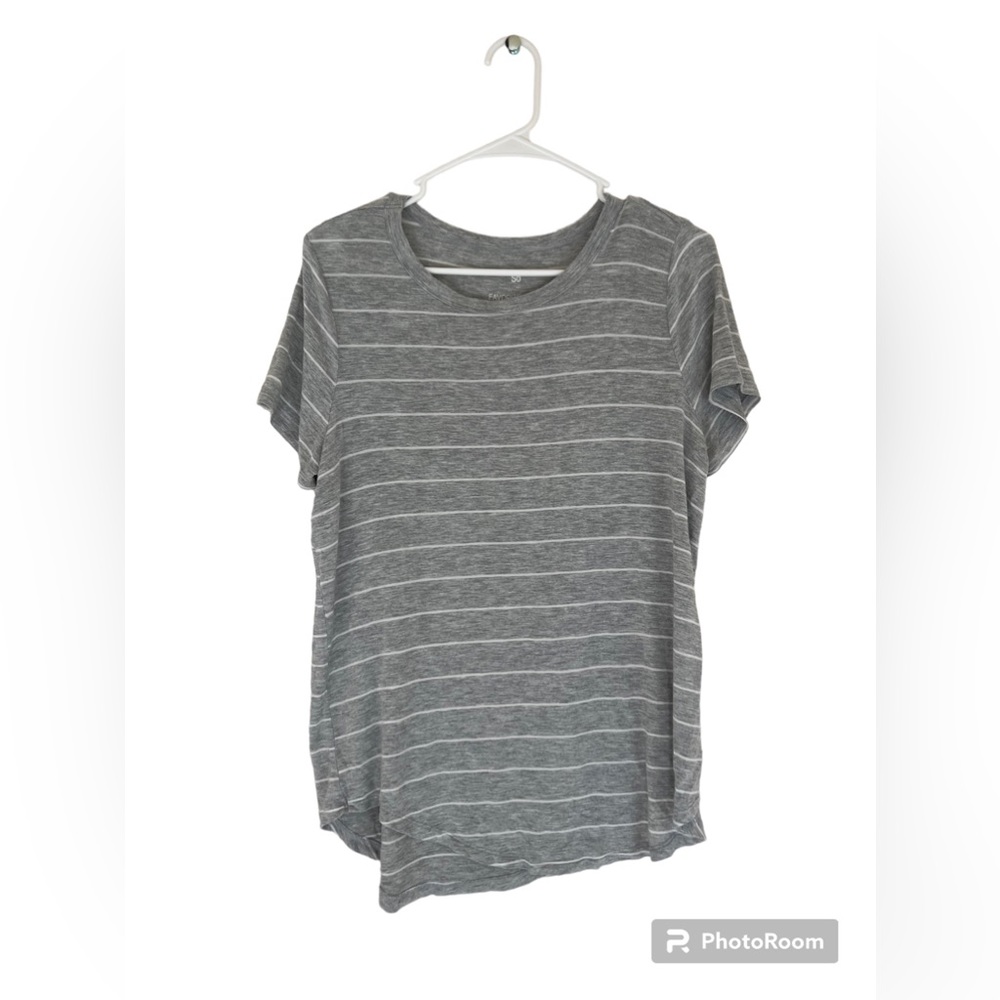 SO Basic Grey t-shirt with white strips.